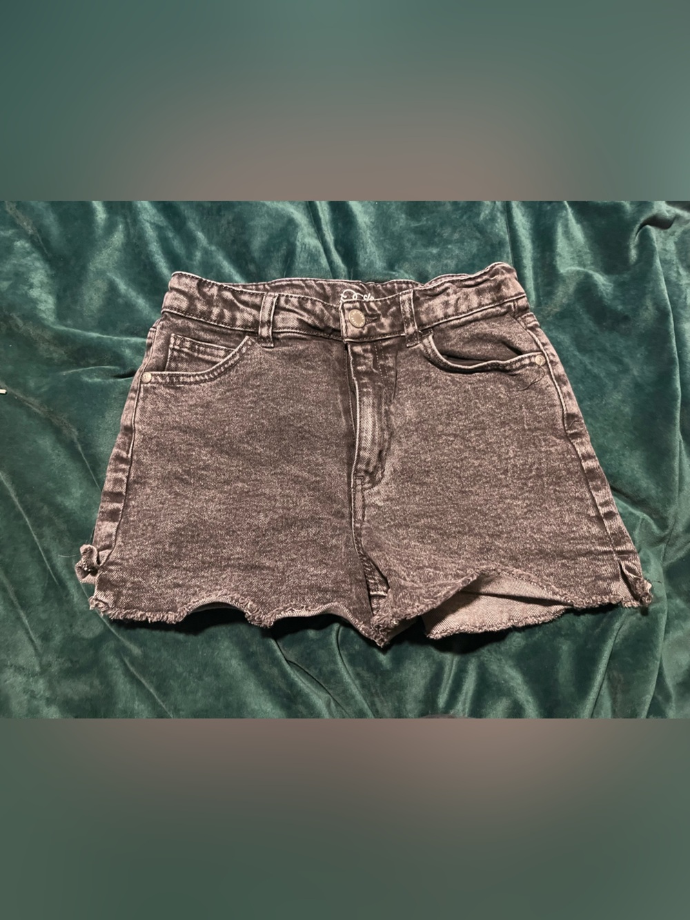 art class Washed Gray Denim Scalloped Hem Shorts
